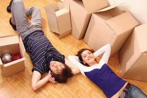 Local moving support for homes and flats in Harrow Weald